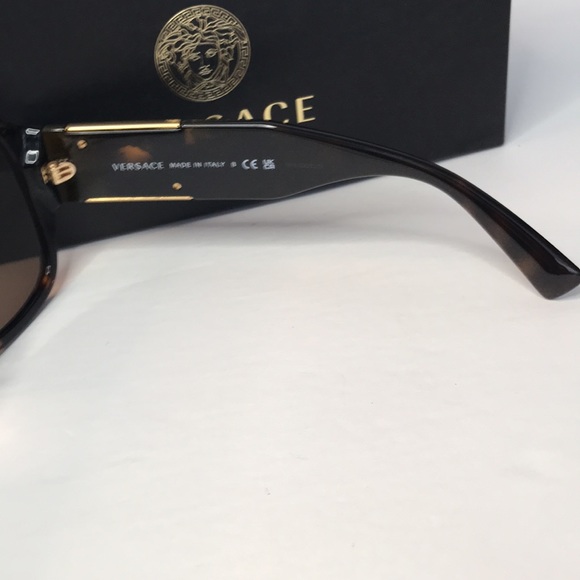 New Authentic- VERSACE Dark Brown Pilot Men's Sunglasses - Picture 13 of 13